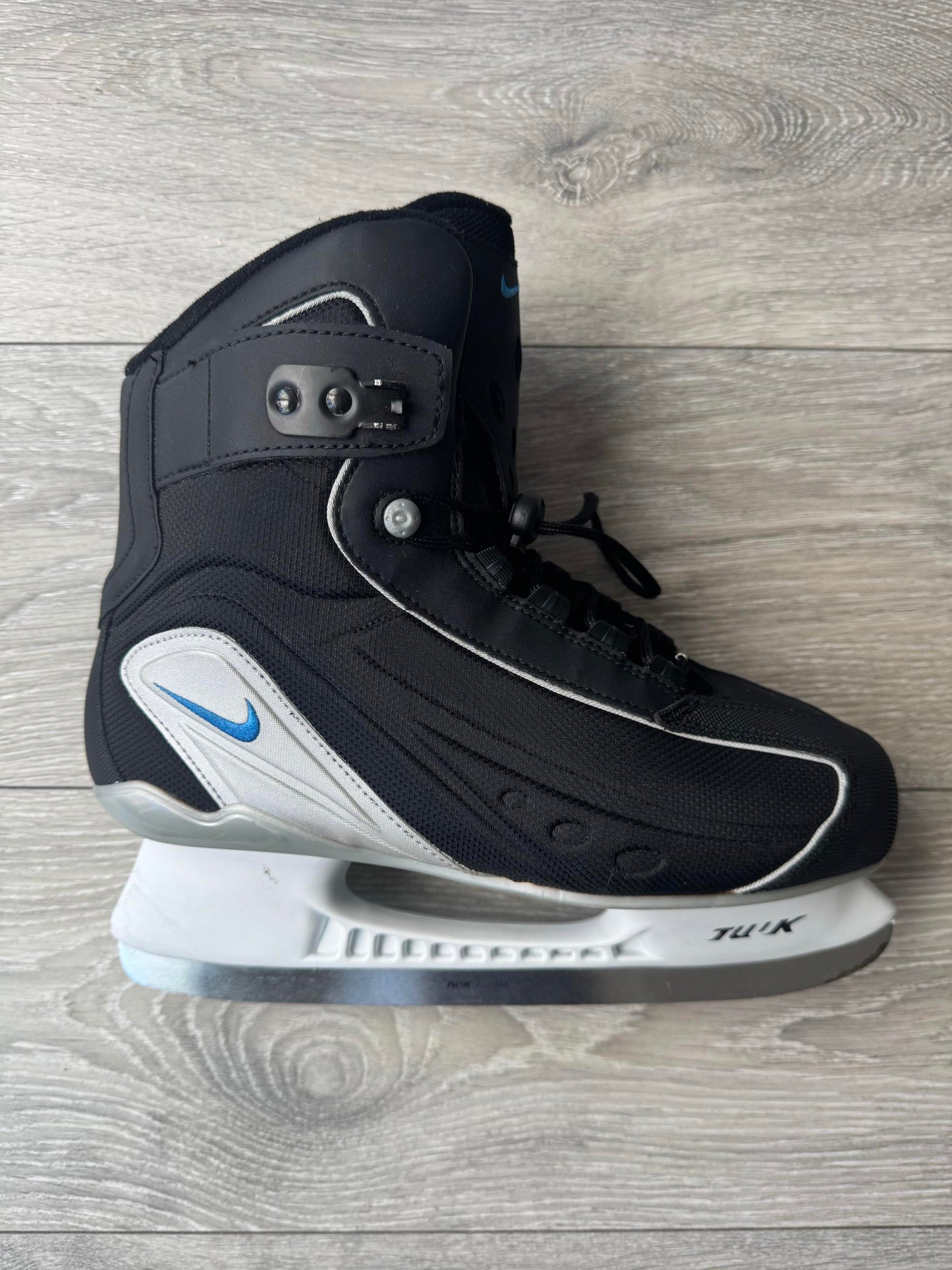 Nike NDorfin - UK 9