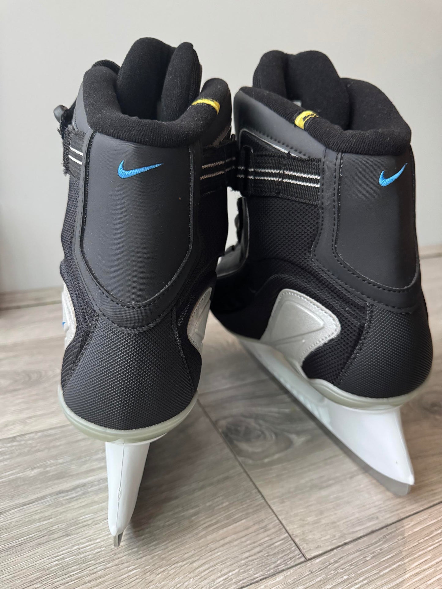 Nike NDorfin - UK 7