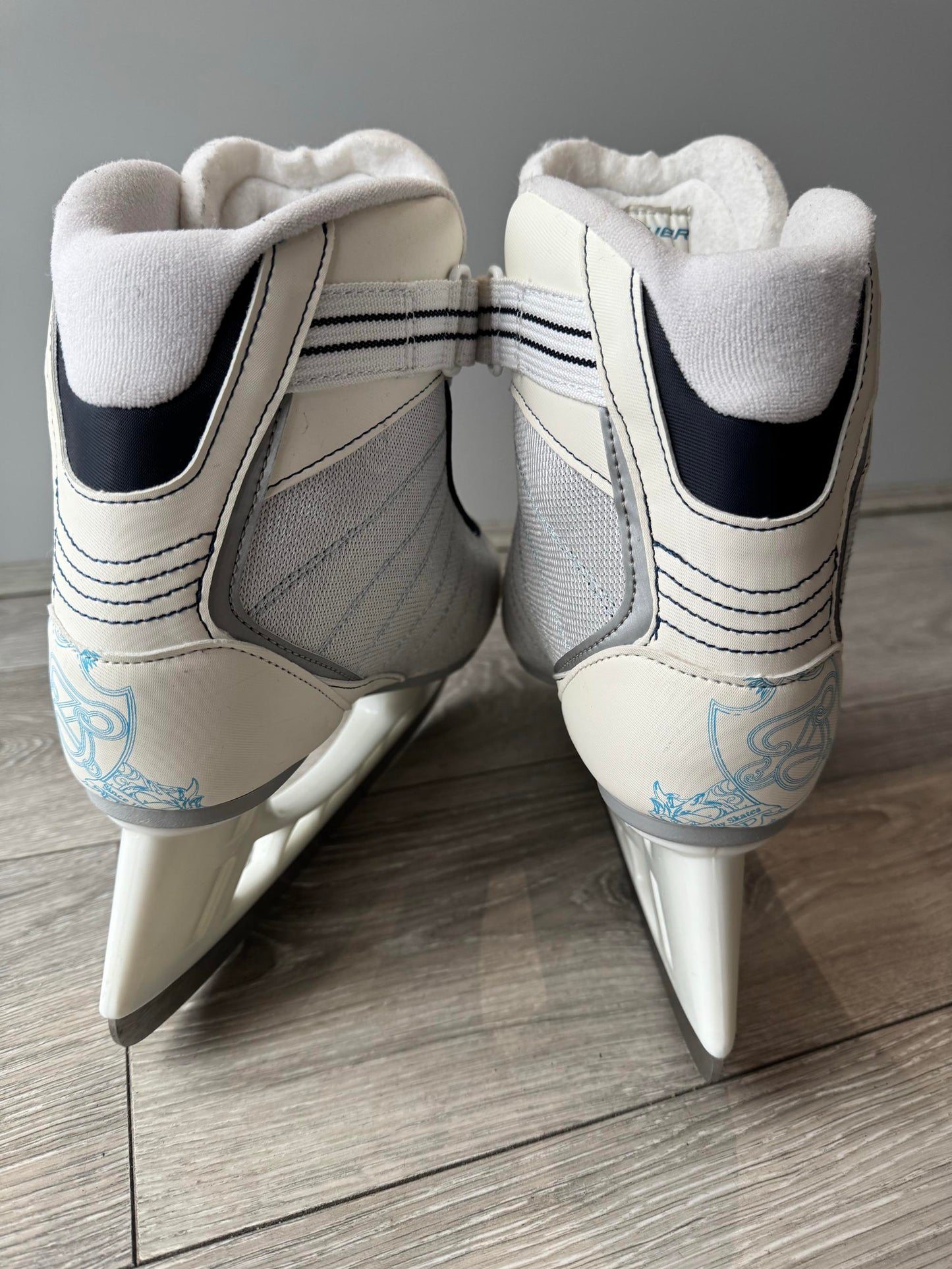 Flow - Womens - UK 6