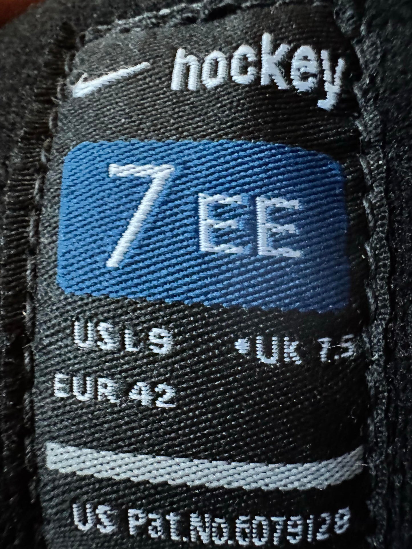 Flexlite 2 Red - UK 7.5